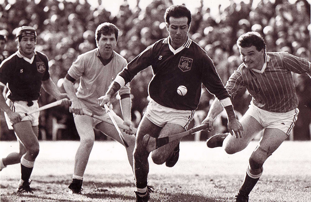 County Senior Hurling Final 1989 Slide background